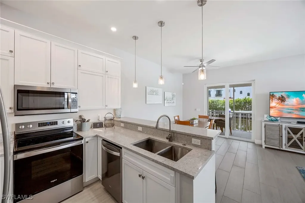 1395 Curlew Avenue Naples FL 34102