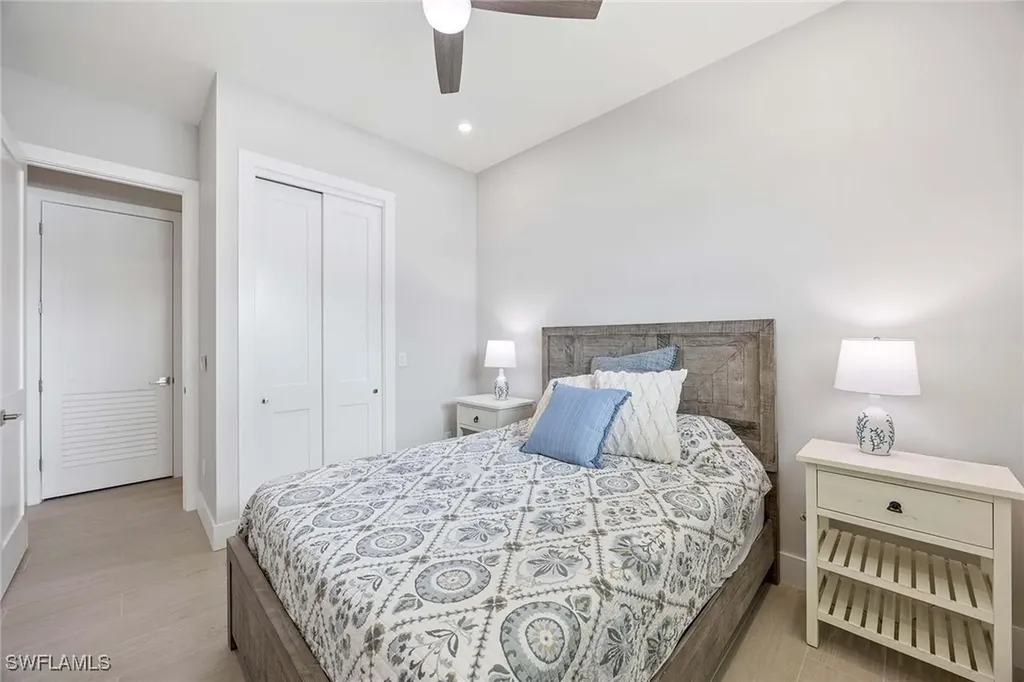 1395 Curlew Avenue Naples FL 34102