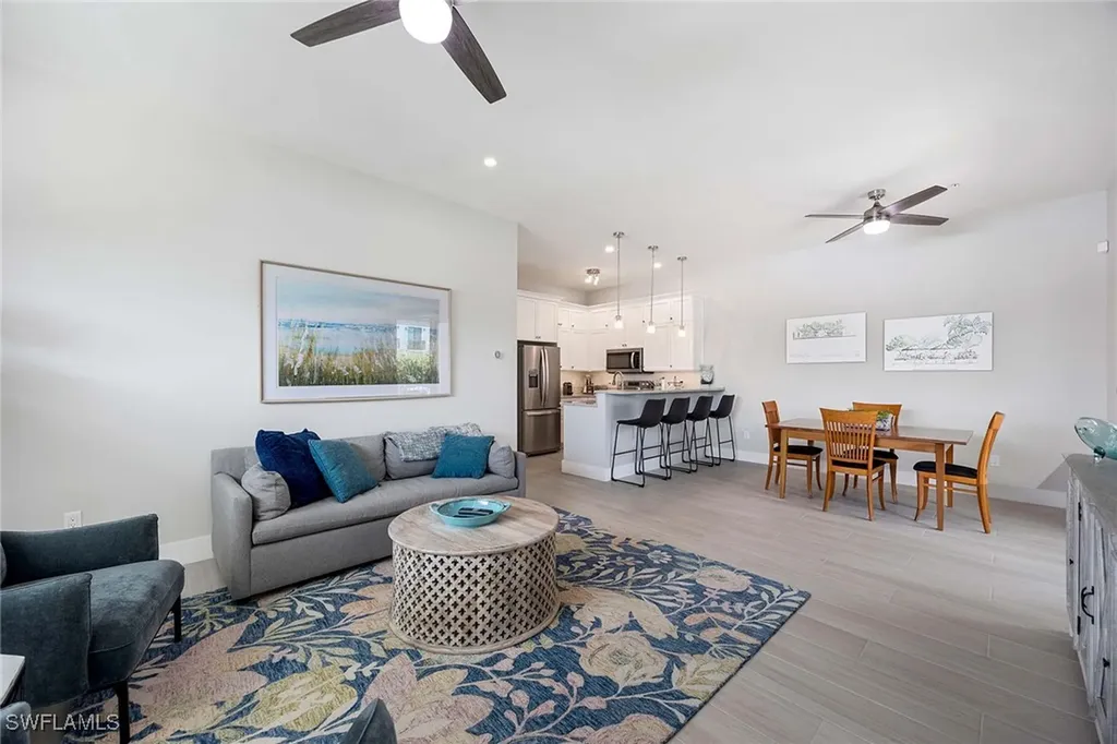 1395 Curlew Avenue Naples FL 34102