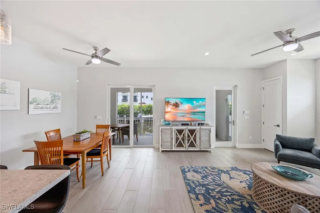 1395 Curlew Avenue Naples FL 34102