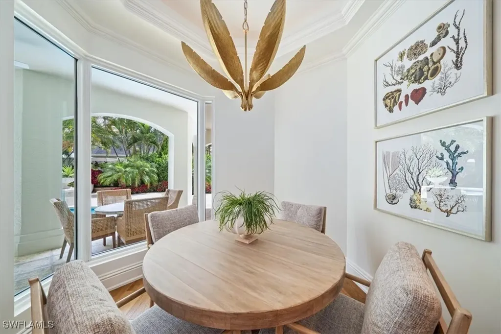 33 3rd Street S Naples FL 34102