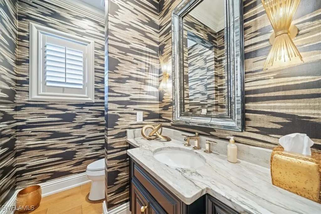 33 3rd Street S Naples FL 34102