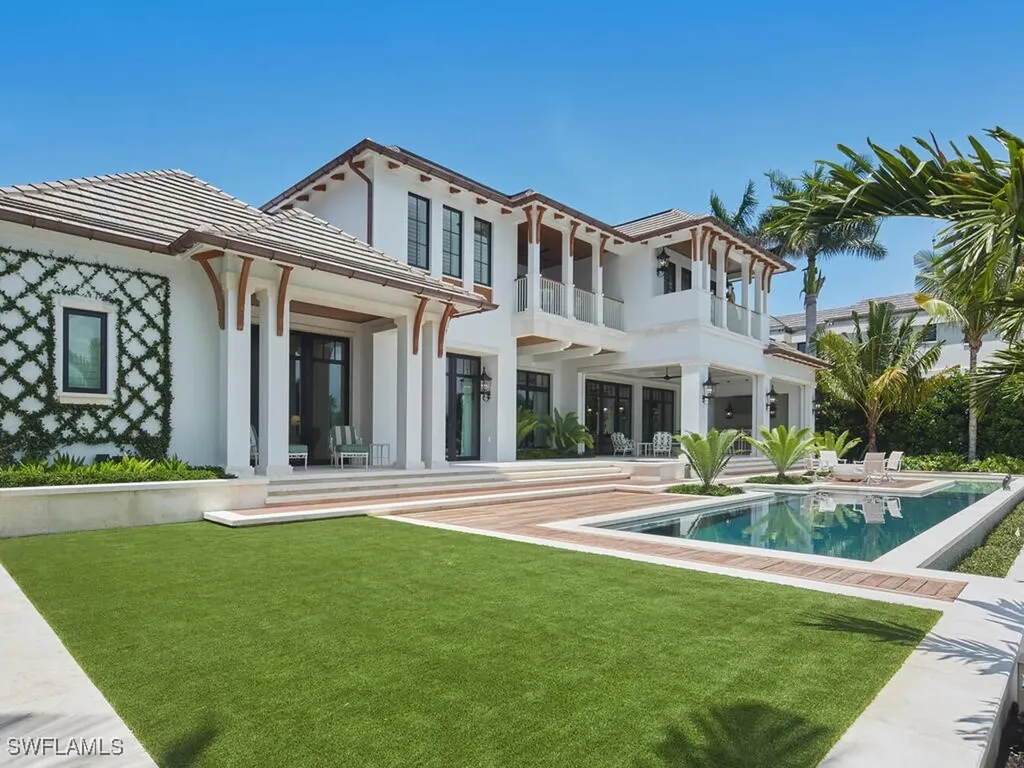 3373 Rum Row Naples FL 34102