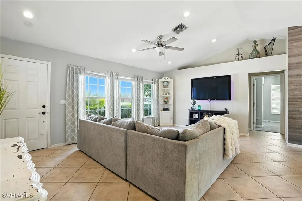 5242 17th Place SW Naples FL 34116