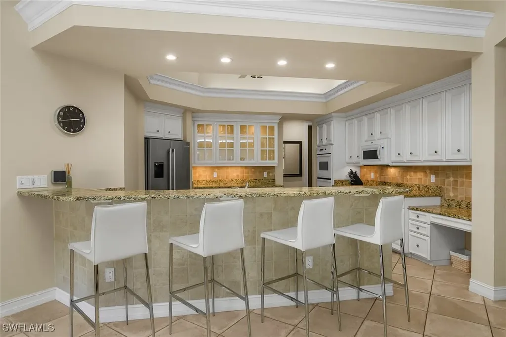 938 Spanish Moss Trail Naples FL 34108
