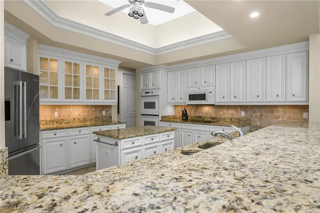 938 Spanish Moss Trail Naples FL 34108