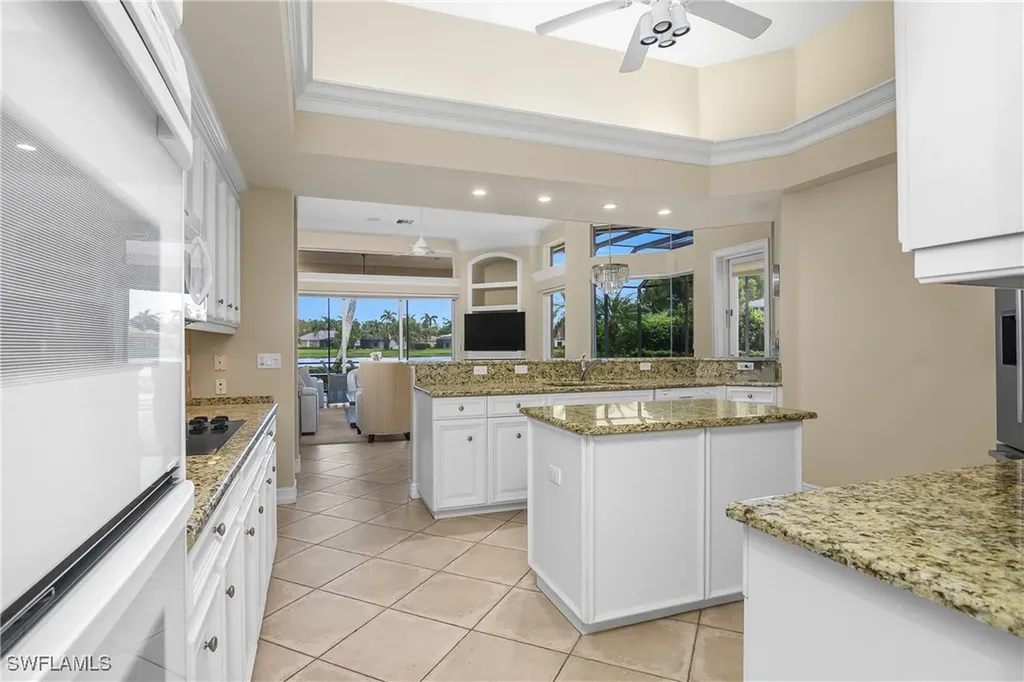 938 Spanish Moss Trail Naples FL 34108