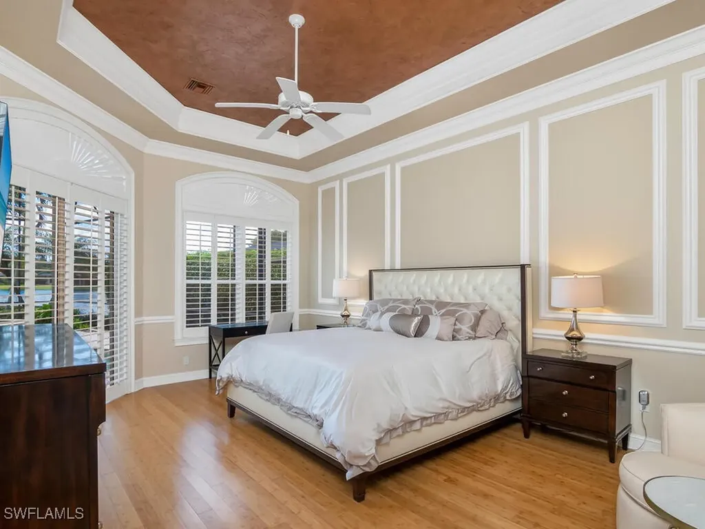938 Spanish Moss Trail Naples FL 34108