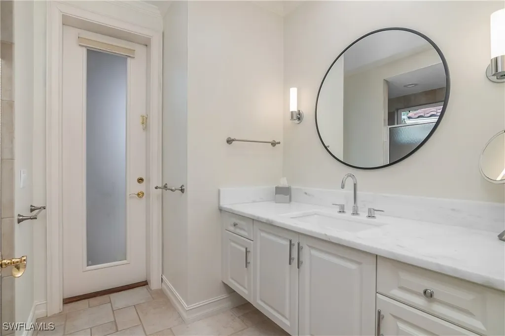 938 Spanish Moss Trail Naples FL 34108
