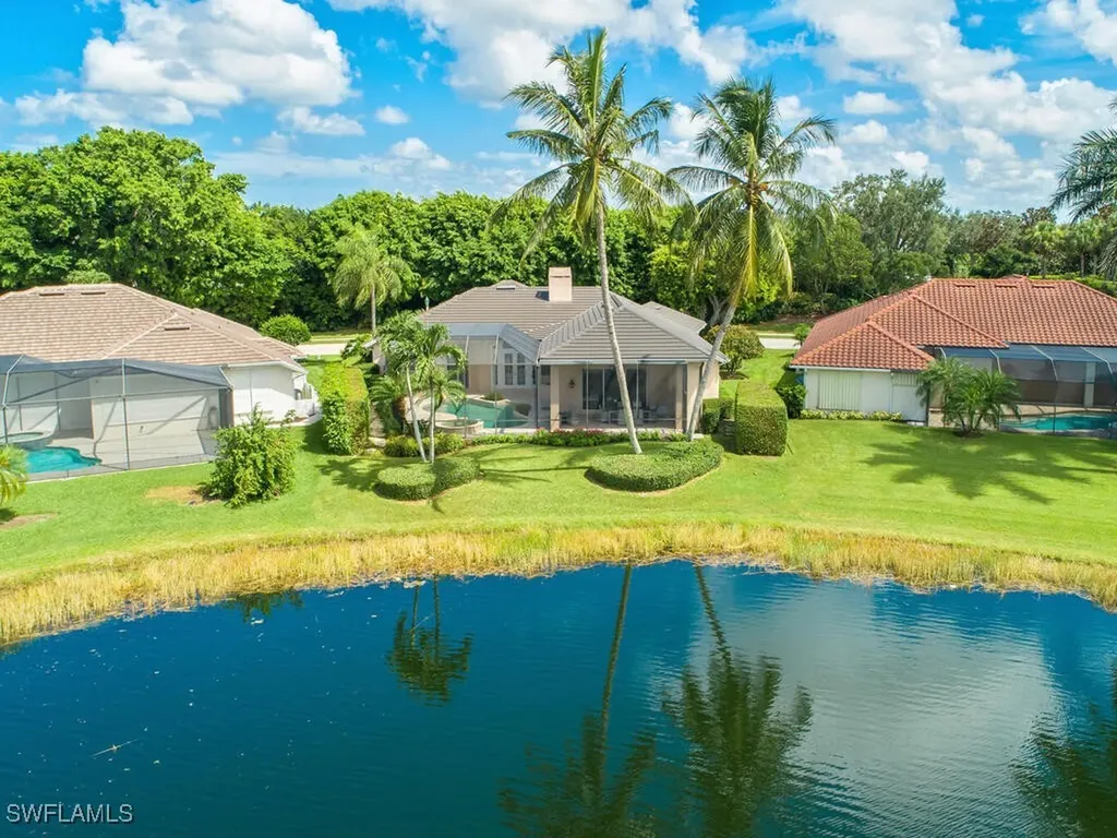 938 Spanish Moss Trail Naples FL 34108