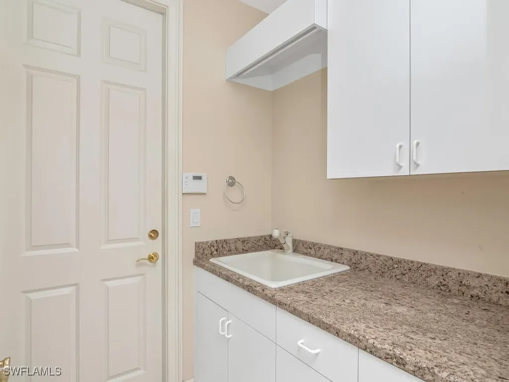 938 Spanish Moss Trail Naples FL 34108