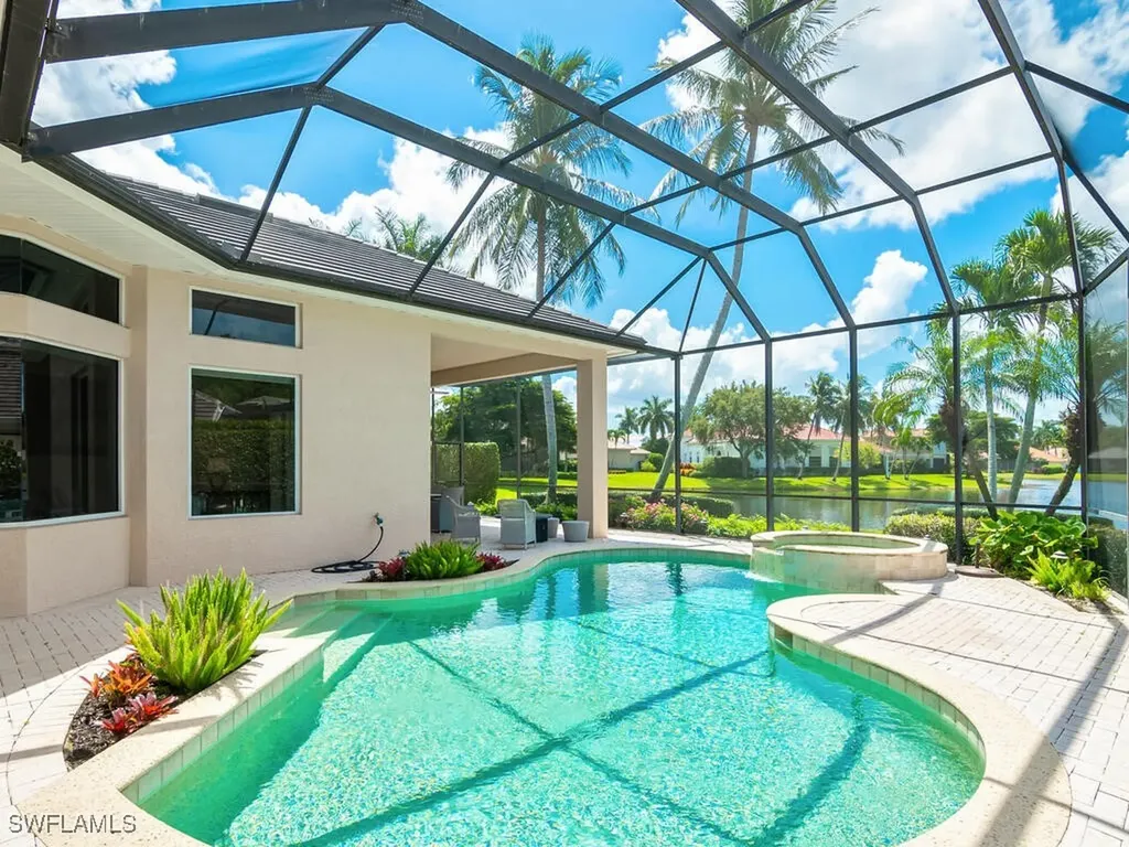 938 Spanish Moss Trail Naples FL 34108