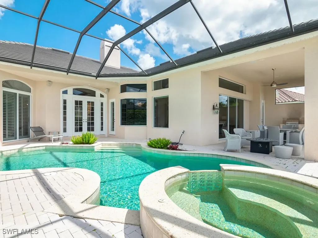938 Spanish Moss Trail Naples FL 34108