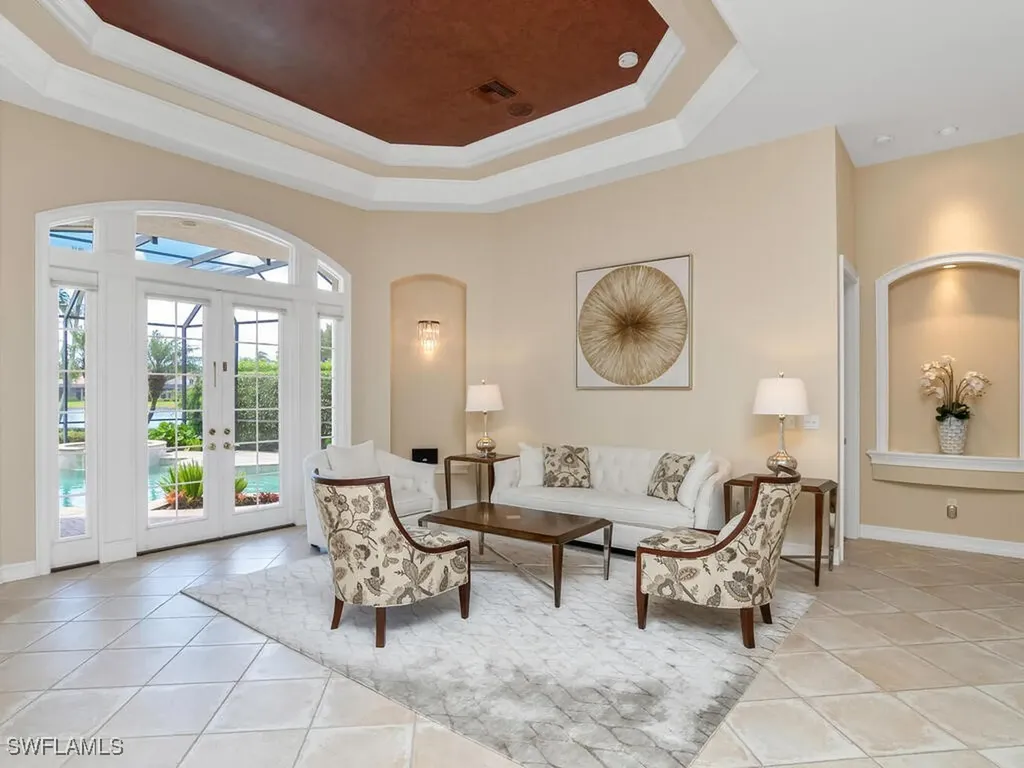 938 Spanish Moss Trail Naples FL 34108