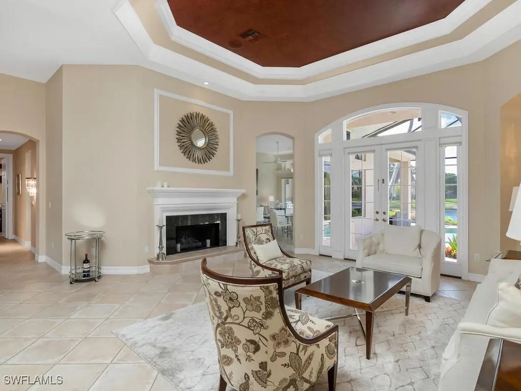938 Spanish Moss Trail Naples FL 34108