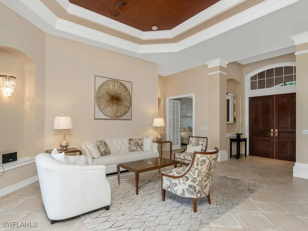938 Spanish Moss Trail Naples FL 34108