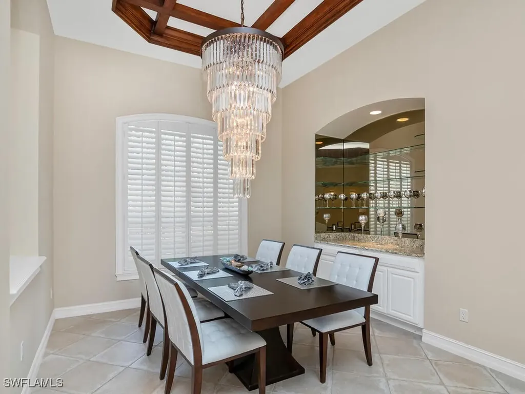 938 Spanish Moss Trail Naples FL 34108