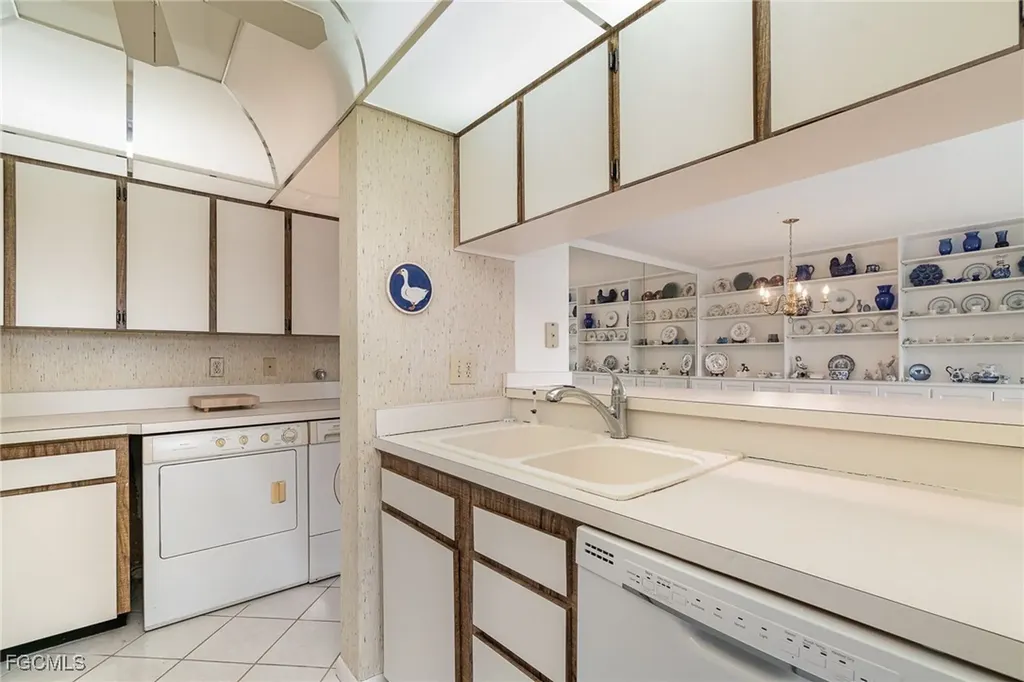 3490 N Key Drive North Fort Myers FL 33903