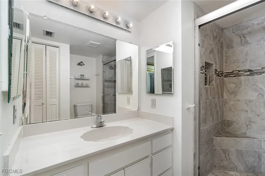 3490 N Key Drive North Fort Myers FL 33903