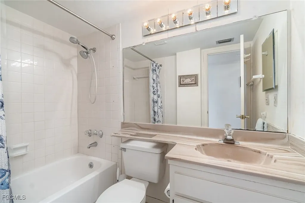 3490 N Key Drive North Fort Myers FL 33903