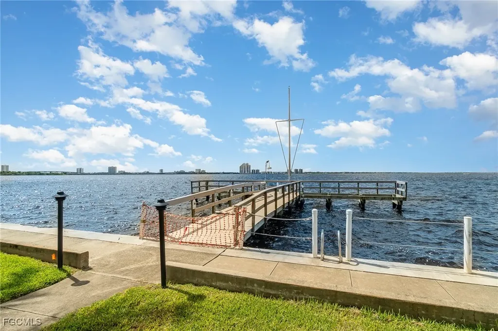 3490 N Key Drive North Fort Myers FL 33903