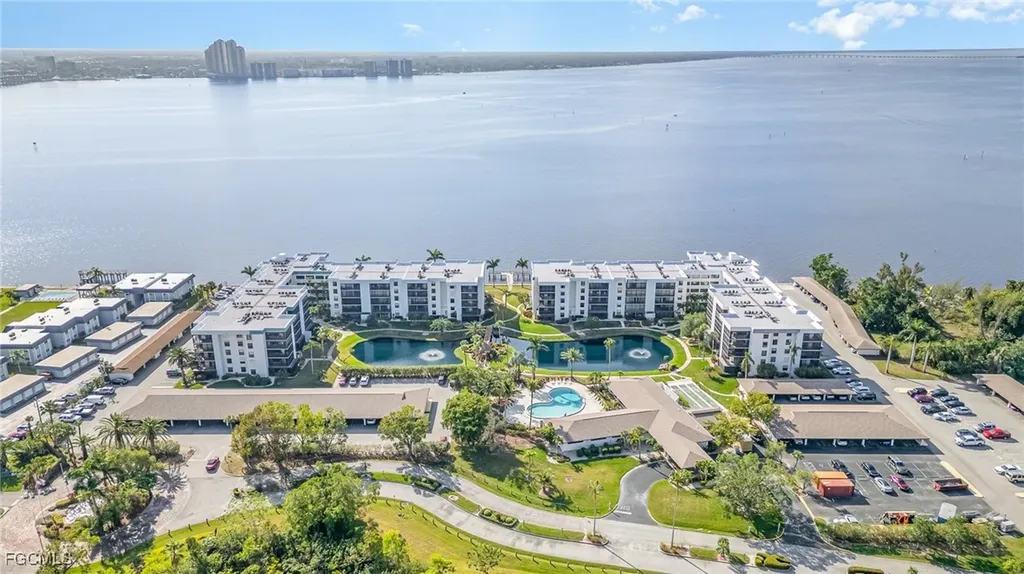 3490 N Key Drive North Fort Myers FL 33903