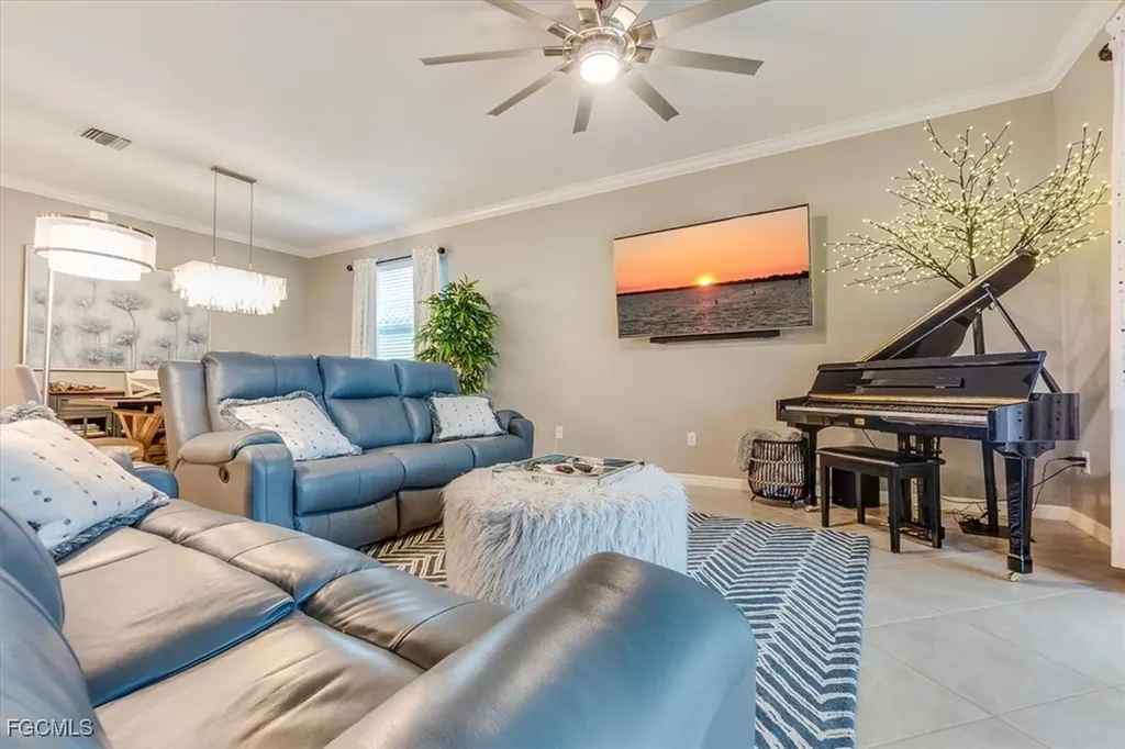 2549 Caslotti Way Cape Coral FL 33909