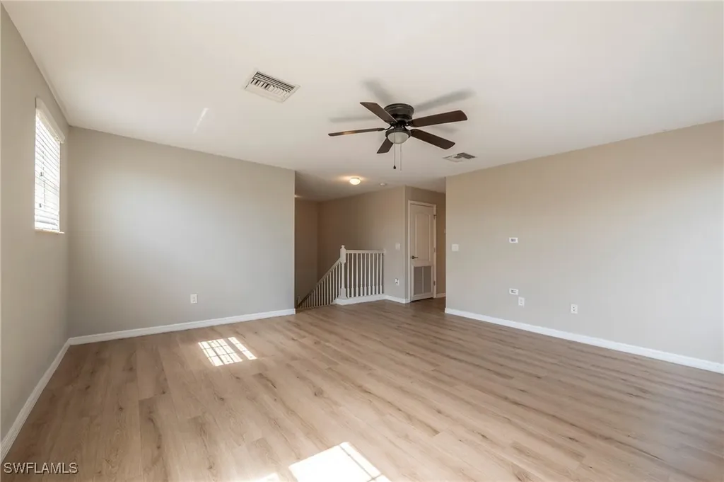 2470 Heydon Circle E Naples FL 34120