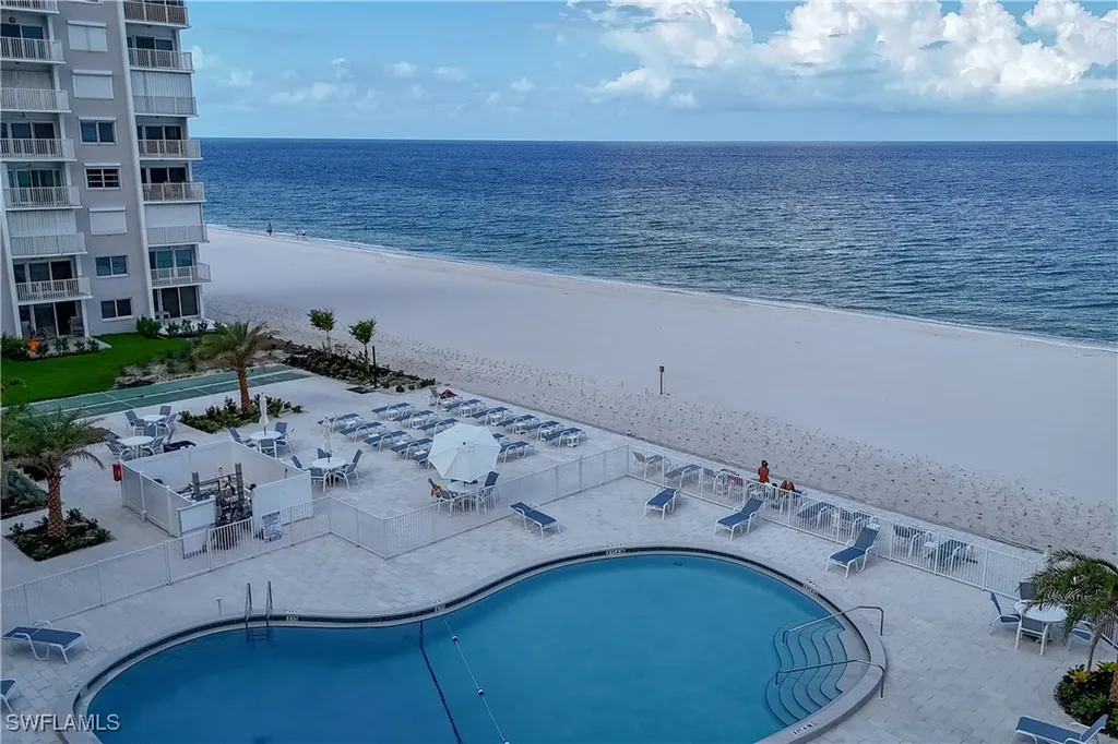 3443 Gulf Shore Boulevard N Naples FL 34103