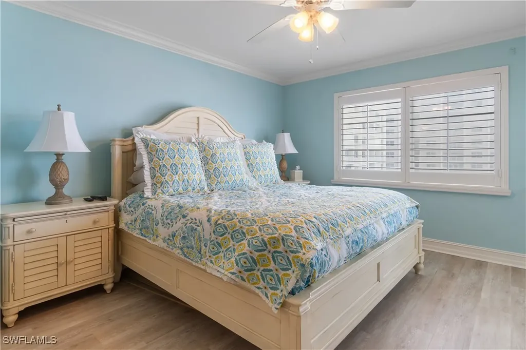 3443 Gulf Shore Boulevard N Naples FL 34103
