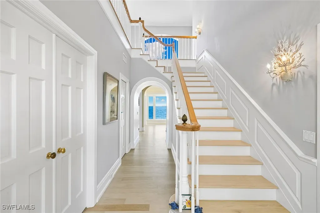 1069 Bird Lane Sanibel FL 33957