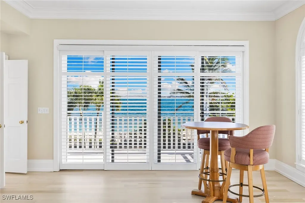 1069 Bird Lane Sanibel FL 33957