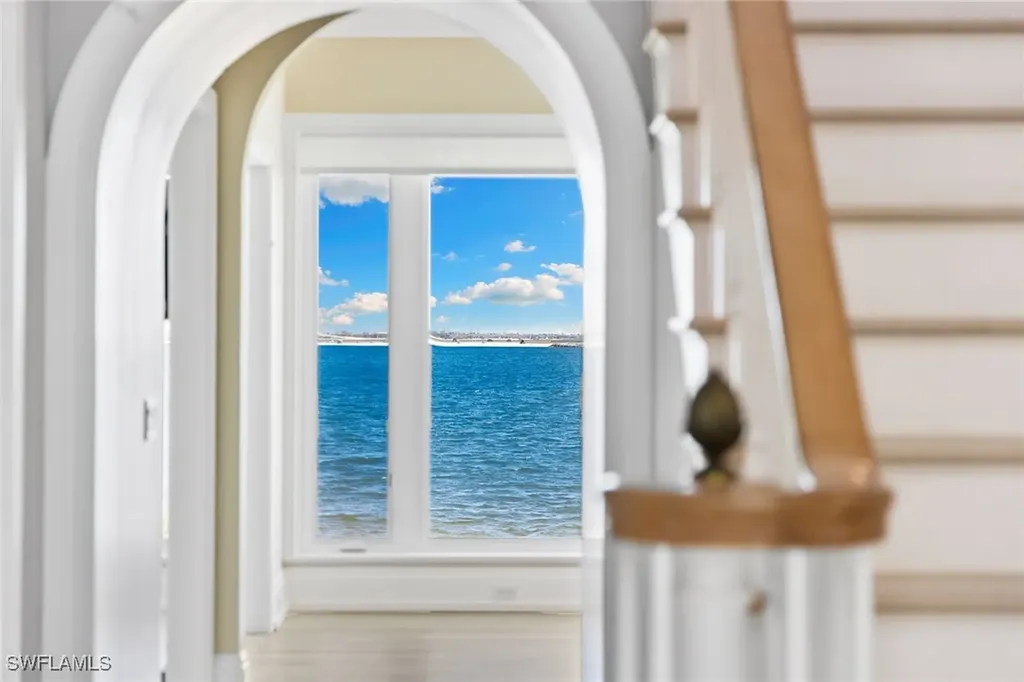 1069 Bird Lane Sanibel FL 33957