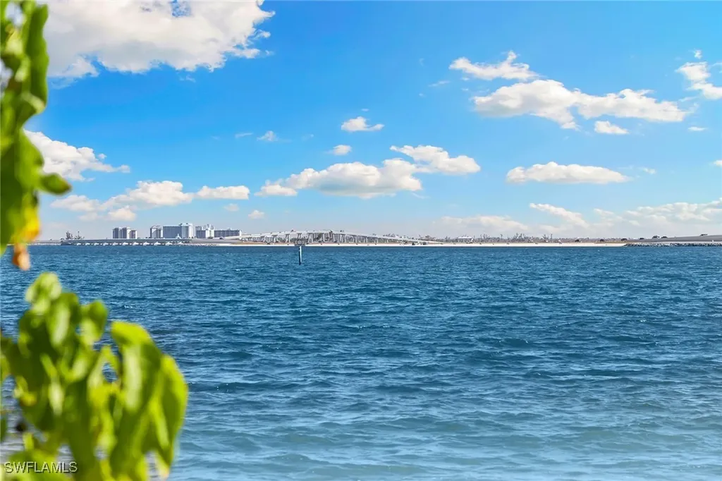 1069 Bird Lane Sanibel FL 33957