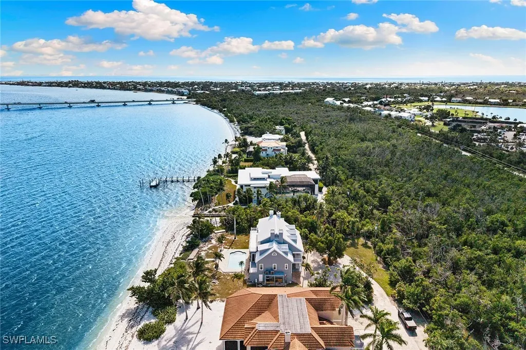 1069 Bird Lane Sanibel FL 33957