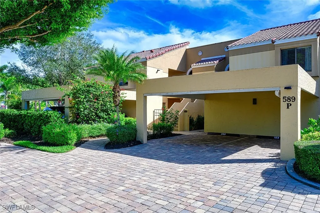 589 Beachwalk Circle Naples FL 34108