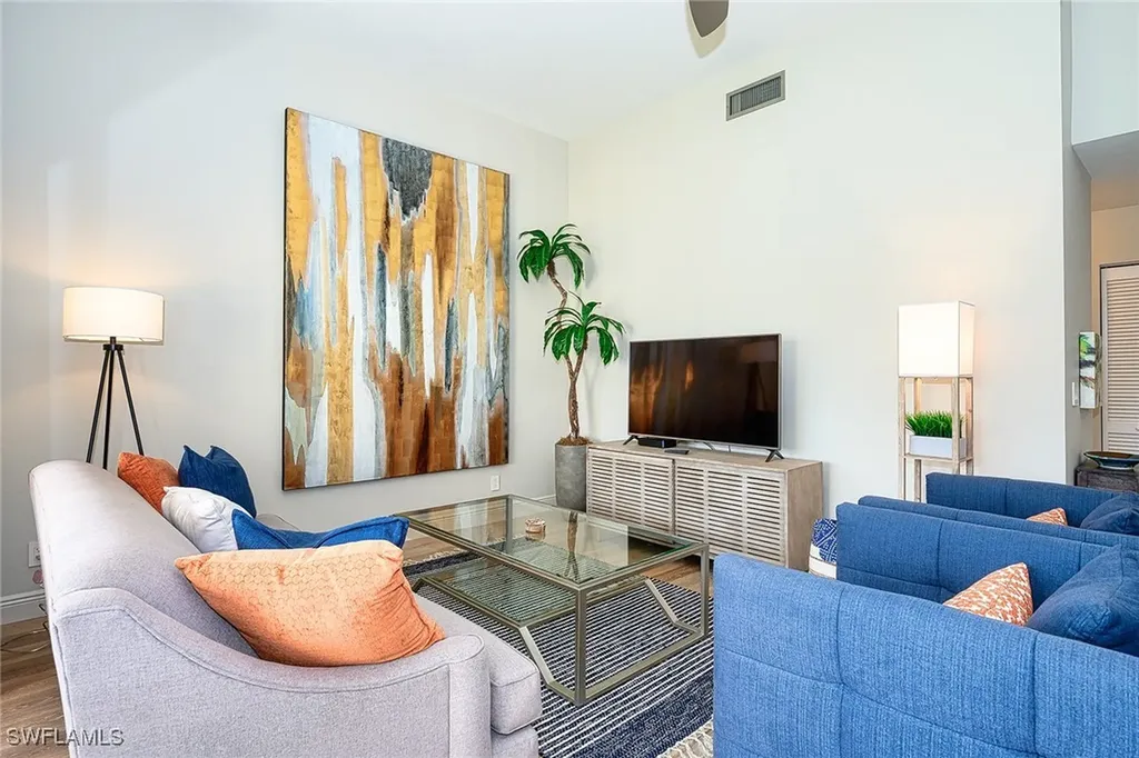 589 Beachwalk Circle Naples FL 34108
