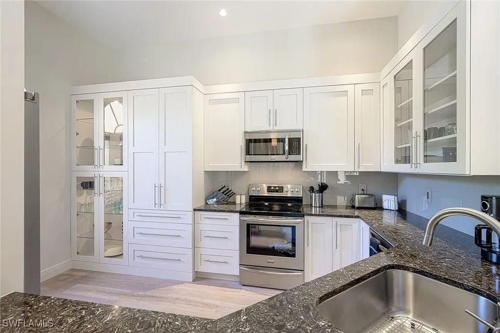 589 Beachwalk Circle Naples FL 34108