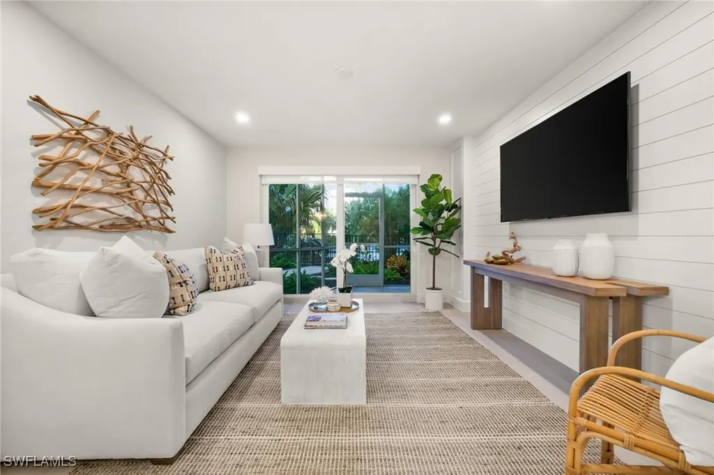 1300 Gulf Shore Boulevard N Naples FL 34102