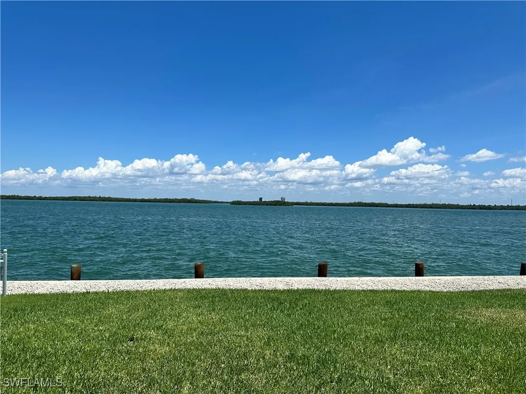 1268 Laurel Court Marco Island FL 34145