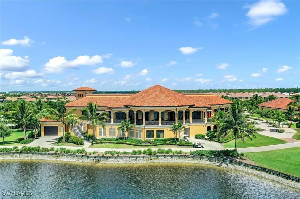 28101 Foxrock Court Bonita Springs FL 34135