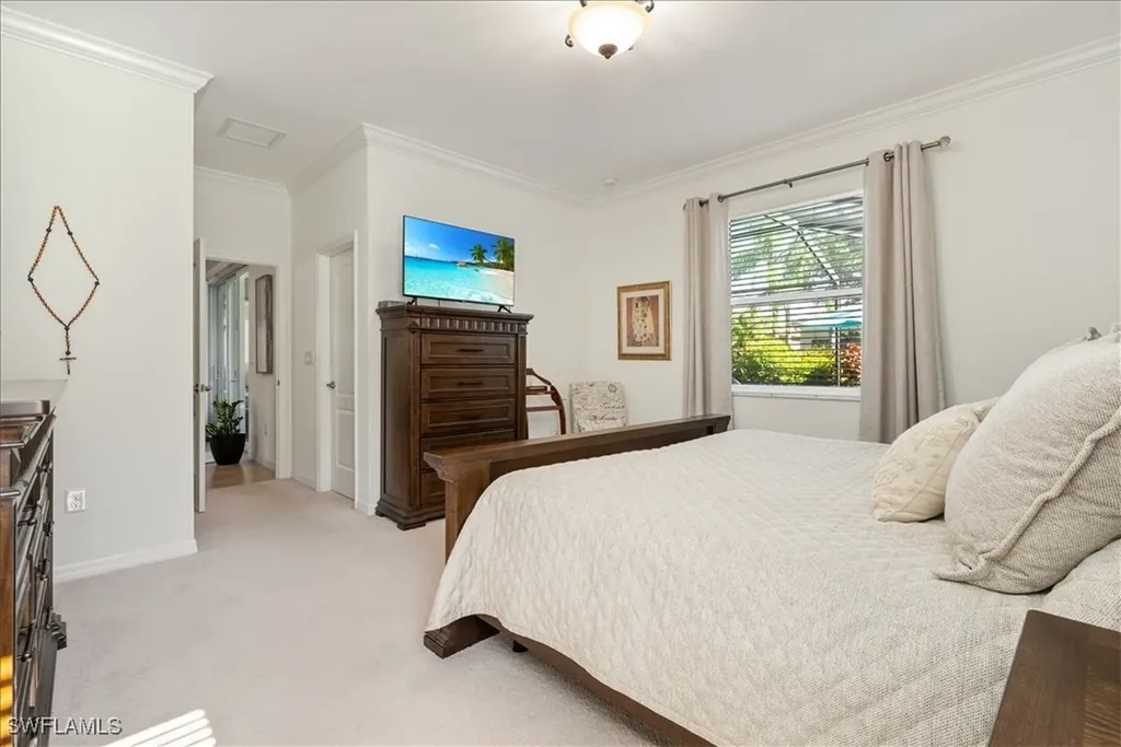 1987 Fairmont Lane Naples FL 34120