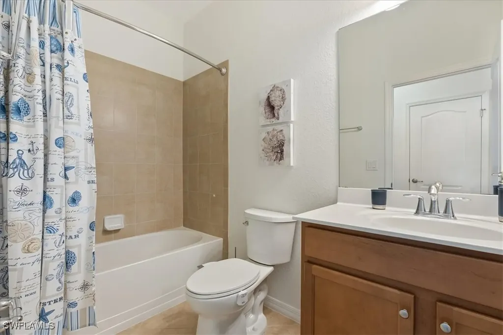 1987 Fairmont Lane Naples FL 34120