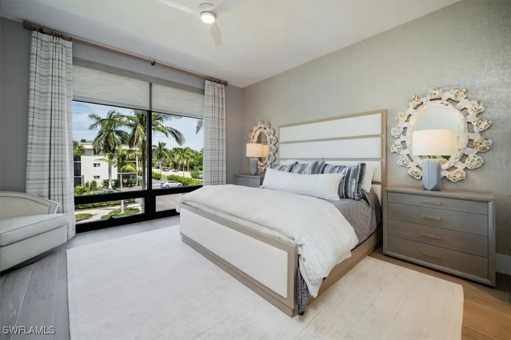 850 Central Avenue Naples FL 34102