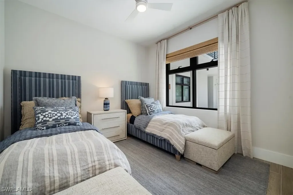 850 Central Avenue Naples FL 34102
