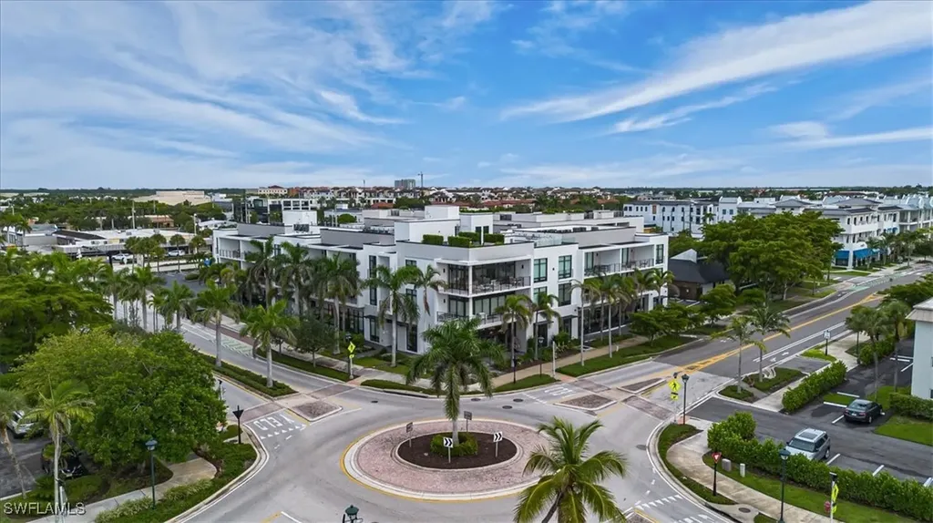 850 Central Avenue Naples FL 34102