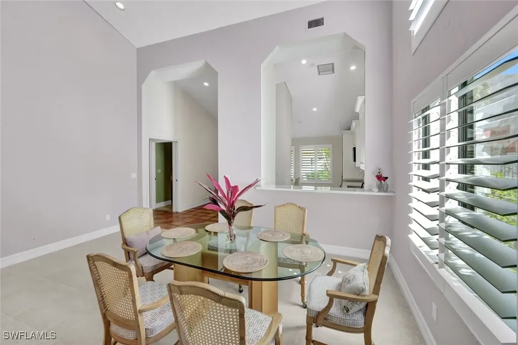 202 Bears Paw Trail Naples FL 34105