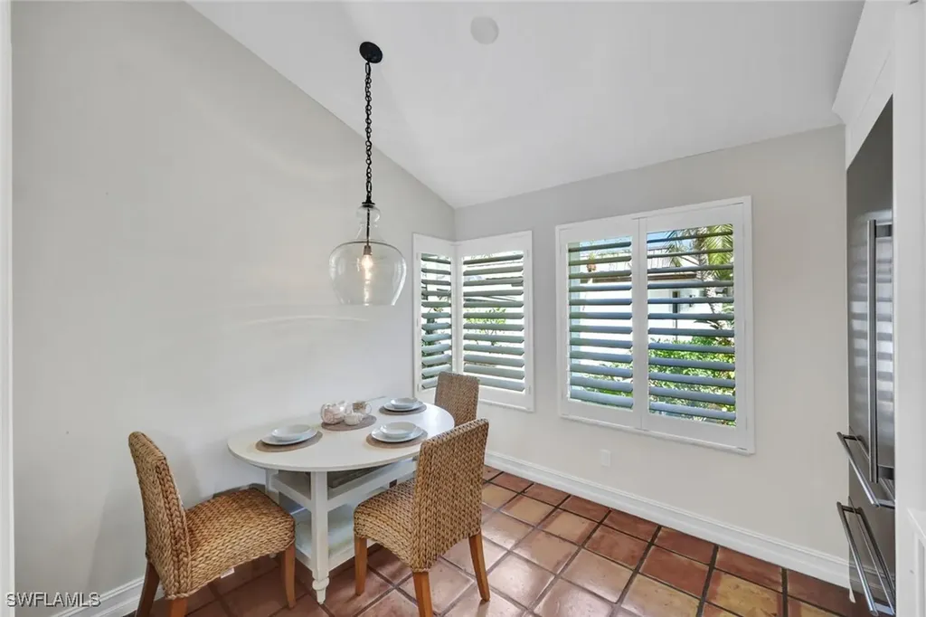 202 Bears Paw Trail Naples FL 34105