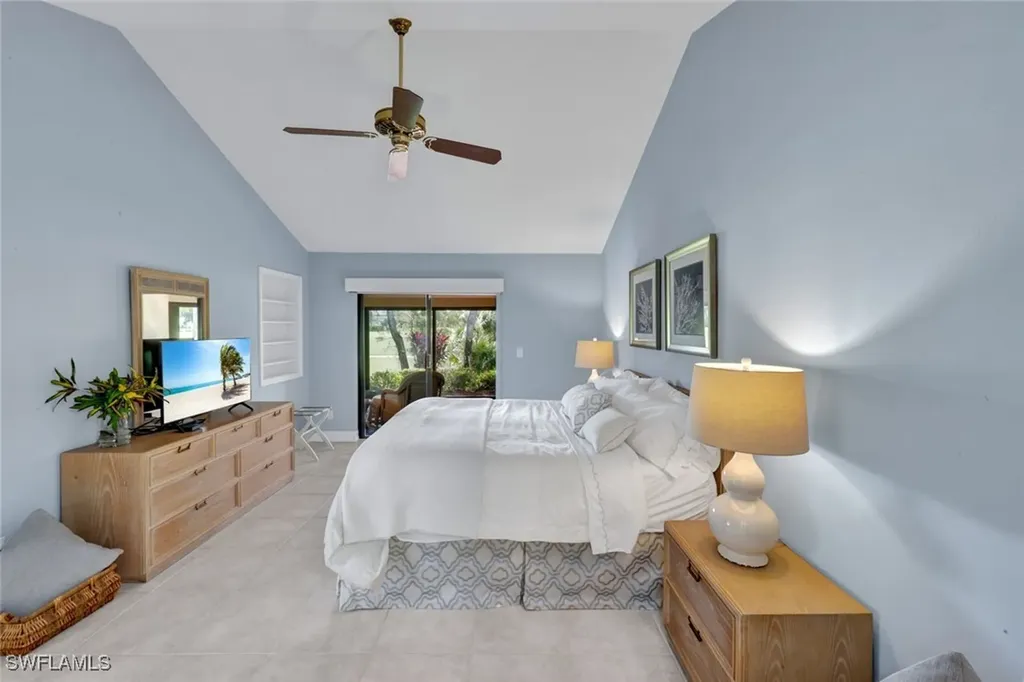 202 Bears Paw Trail Naples FL 34105