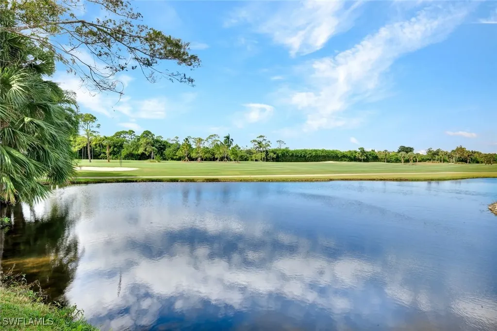 202 Bears Paw Trail Naples FL 34105